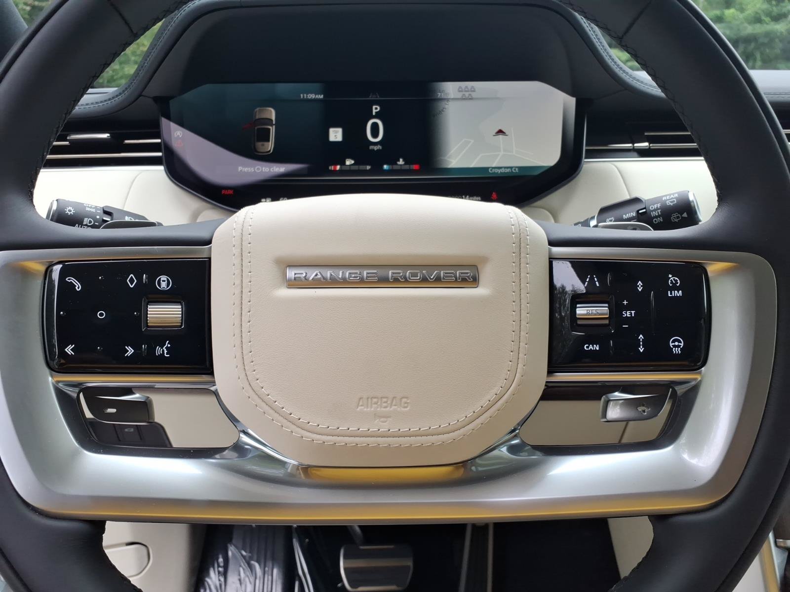 New 2027 Land Rover Range Rover Long Wheelbase SE AWD/4WD image 11