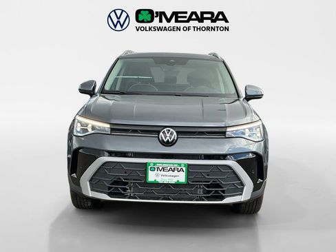 New 2025 Volkswagen Taos SE image 7