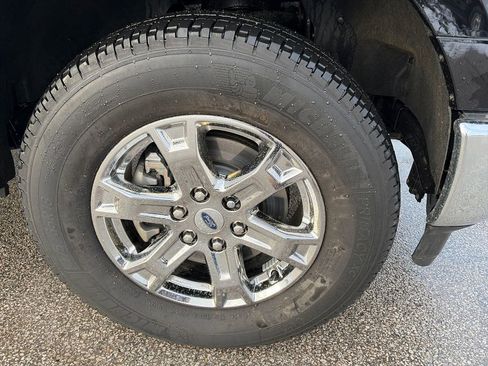 Used 2023 Ford F150 XLT w/ Equipment Group 302A High image 9