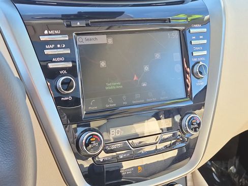 Used 2024 Nissan Murano SL image 16