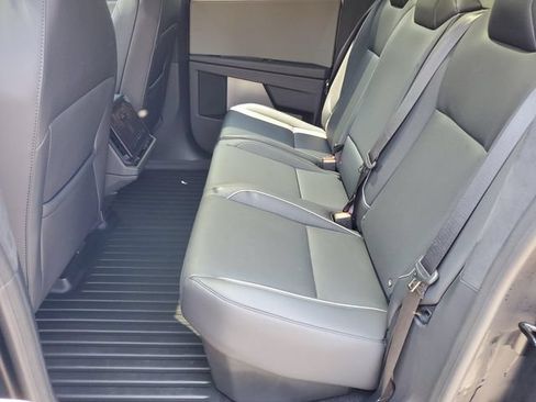 Used 2025 Tesla Cybertruck AWD Crew Cab image 24