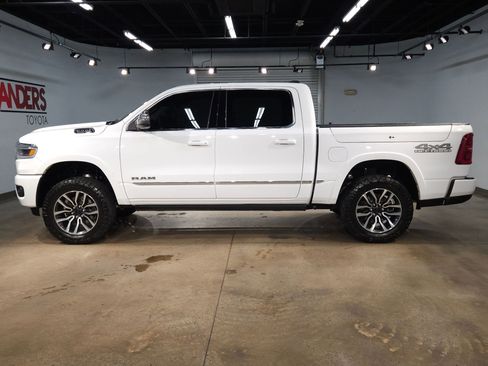 Used 2025 RAM 1500 Limited w/ Off Road Group AWD/4WD image 4