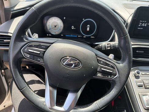 Used 2022 Hyundai Santa Fe SEL w/ Convenience + Premium Package FWD image 9