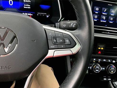 Used 2023 Volkswagen Jetta SE image 25