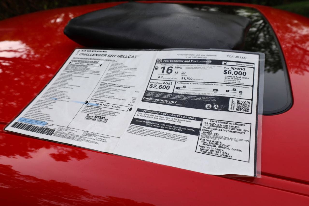 Used 2017 Dodge Challenger SRT Hellcat RWD image 13