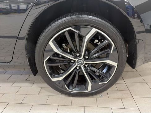 Used 2023 Nissan Altima 2.5 SR w/ SR Premium Package AWD/4WD image 21