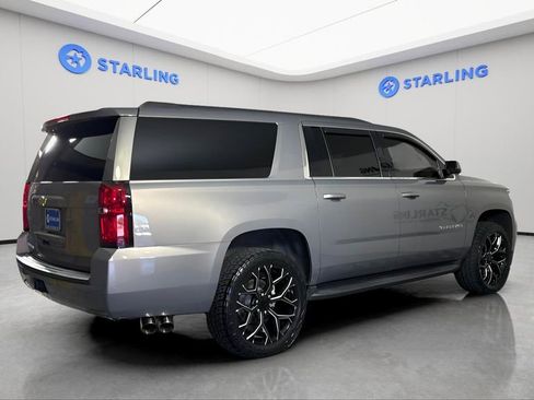 Used 2019 Chevrolet Suburban LS w/ Enhanced Driver Alert Package image 9