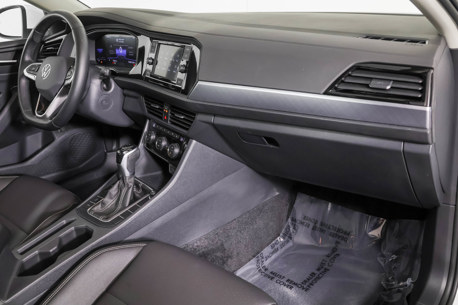 Used 2024 Volkswagen Jetta SE w/ Panoramic Sunroof Package FWD image 44