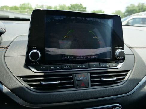 Used 2020 Nissan Altima 2.5 SR FWD image 10