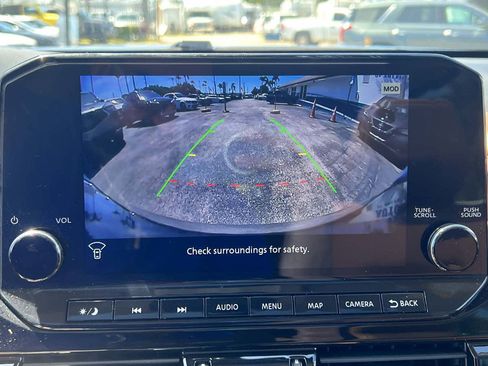 Used 2022 Nissan Pathfinder Platinum w/ Cargo Package image 47