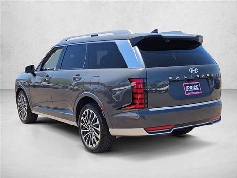Certified 2026 Hyundai Palisade Calligraphy FWD image 18