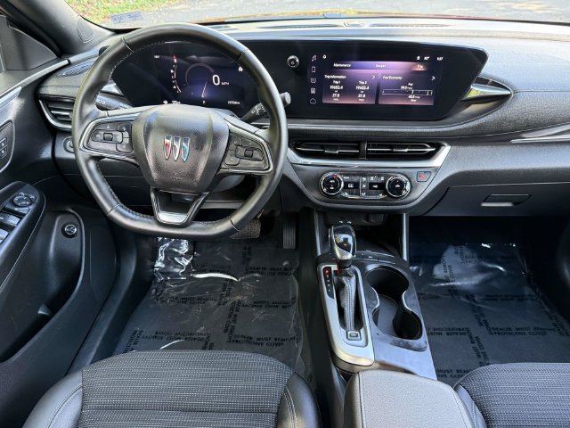 Used 2024 Buick Encore GX Preferred w/ Comfort Package AWD/4WD image 13