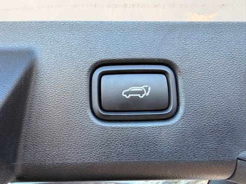 Certified 2023 Hyundai Tucson Limited AWD/4WD image 48