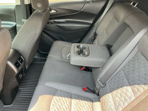 Used 2019 Chevrolet Equinox LT AWD/4WD image 16