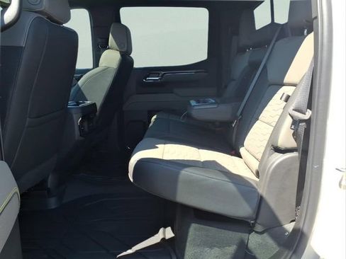 New 2026 Chevrolet Silverado 1500 ZR2 w/ LPO, Dark Essentials Package image 17