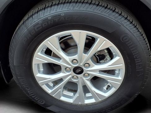 Used 2023 Ford Escape Active w/ Tech Pack #2 AWD/4WD image 8