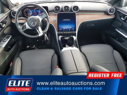 Used 2025 Mercedes-Benz C 300 4MATIC Sedan image 16