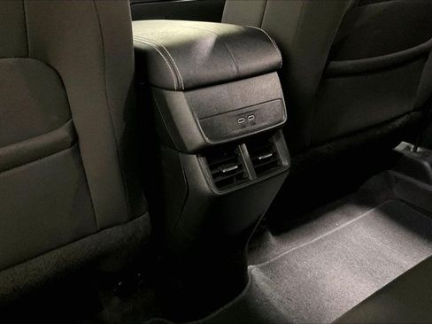 Used 2025 GMC Terrain Elevation AWD/4WD image 34