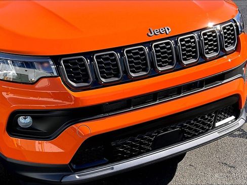 New 2026 Jeep Compass Latitude image 15
