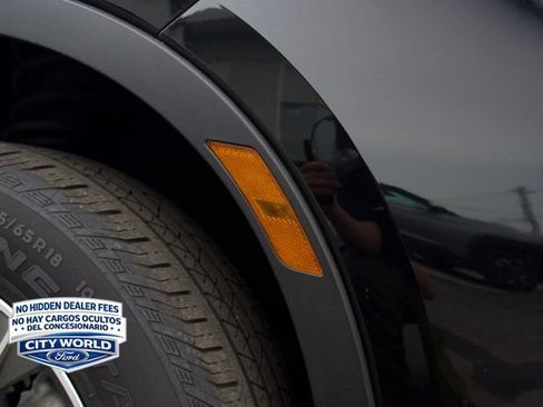 Used 2025 Chevrolet Blazer LT FWD image 7