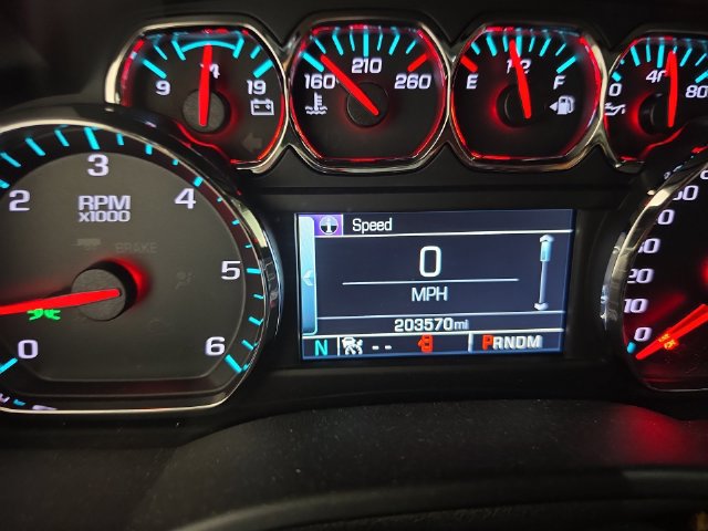 Used 2015 Chevrolet Suburban LTZ AWD/4WD image 6
