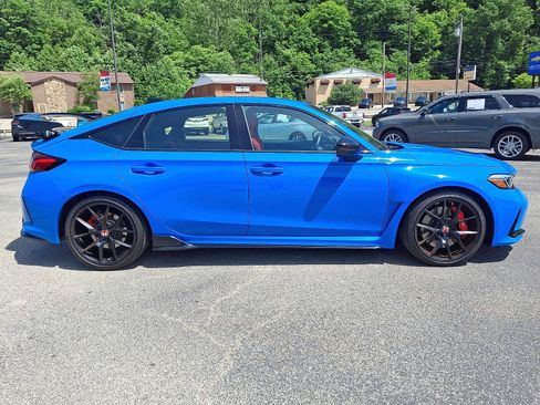 Used 2024 Honda Civic Type R image 7