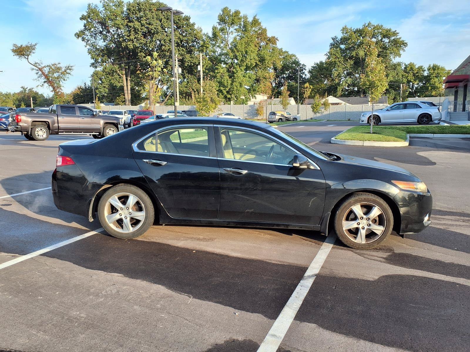 Used 2012 Acura TSX Sedan FWD image 2