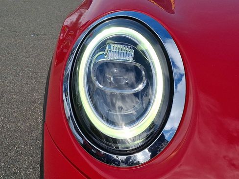 Used 2019 MINI Cooper S w/ Signature Upholstery Package image 9