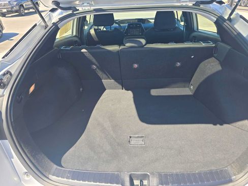 Certified 2021 Toyota Prius LE FWD image 14