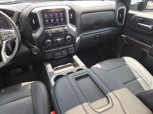 Used 2021 Chevrolet Silverado 1500 RST AWD/4WD image 31