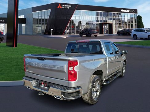 Used 2025 Chevrolet Silverado 1500 LT image 3