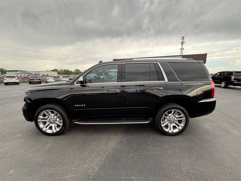 Used 2017 Chevrolet Tahoe Premier AWD/4WD image 3