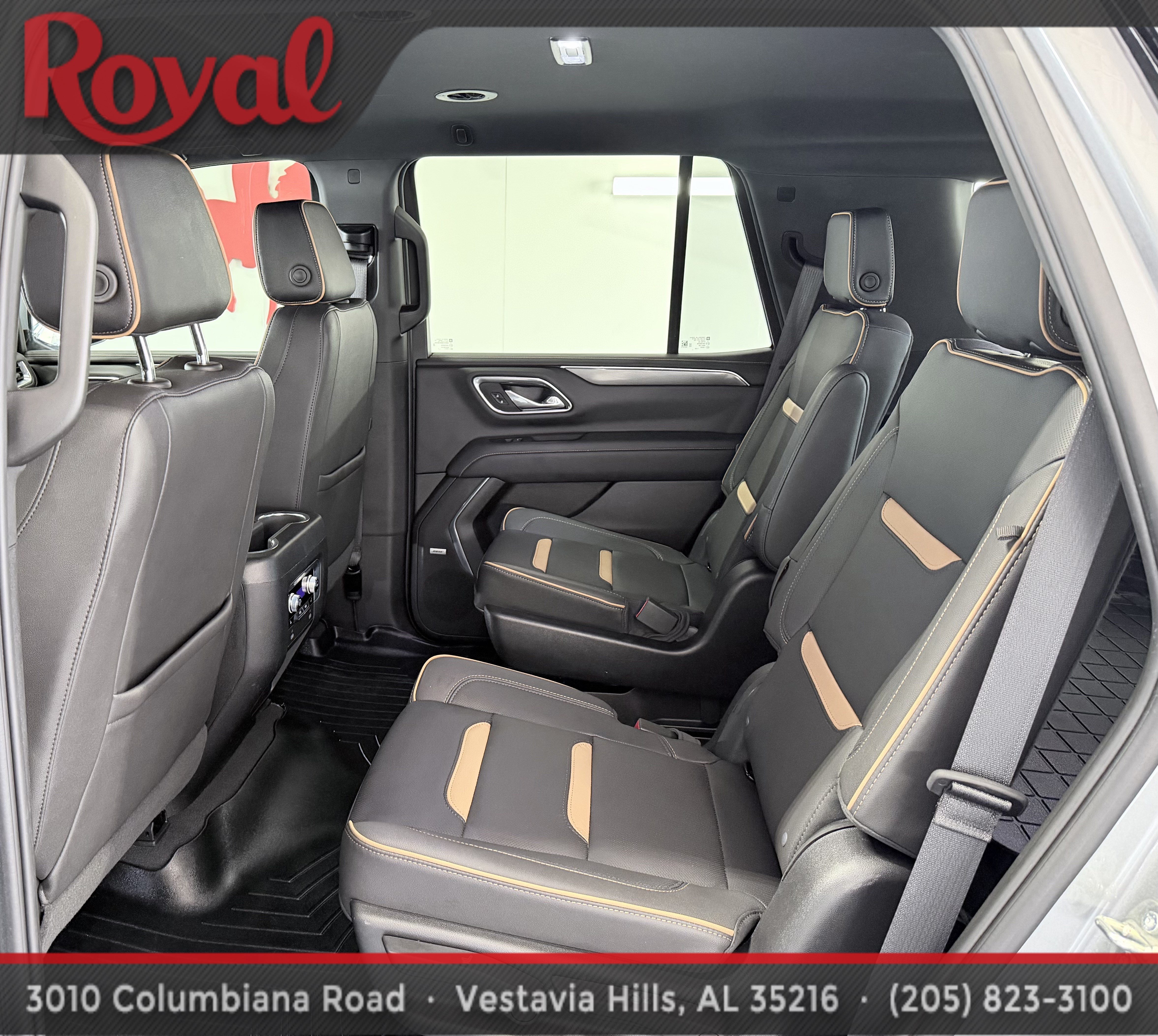 Used 2023 GMC Yukon AT4 AWD/4WD image 15