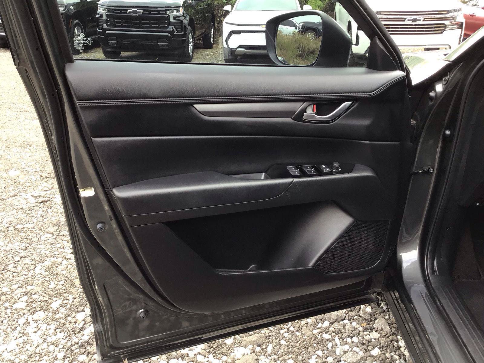 Used 2024 MAZDA CX-5 AWD 2.5 S w/ Select Package image 10