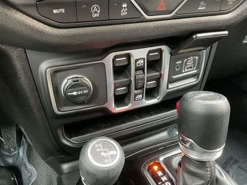 New 2026 Jeep Gladiator Sport AWD/4WD image 20