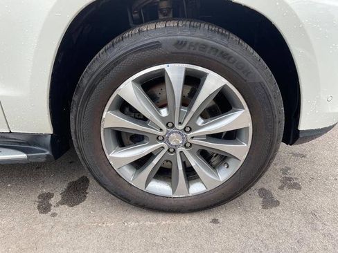 Used 2013 Mercedes-Benz GL 450 4MATIC image 19