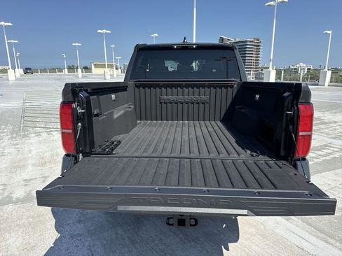 Used 2025 Toyota Tacoma TRD Off-Road AWD/4WD image 24