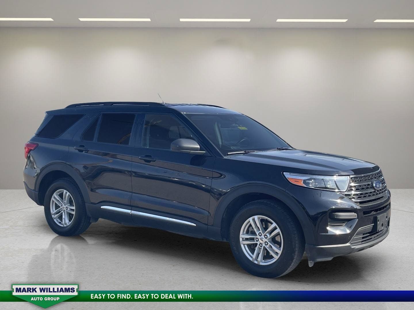 Used 2022 Ford Explorer XLT AWD/4WD image 1