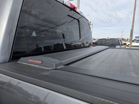 Certified 2024 Ford F250 Lariat w/ Black Appearance Package image 36