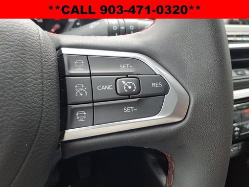 Used 2025 Jeep Compass Trailhawk AWD/4WD image 26