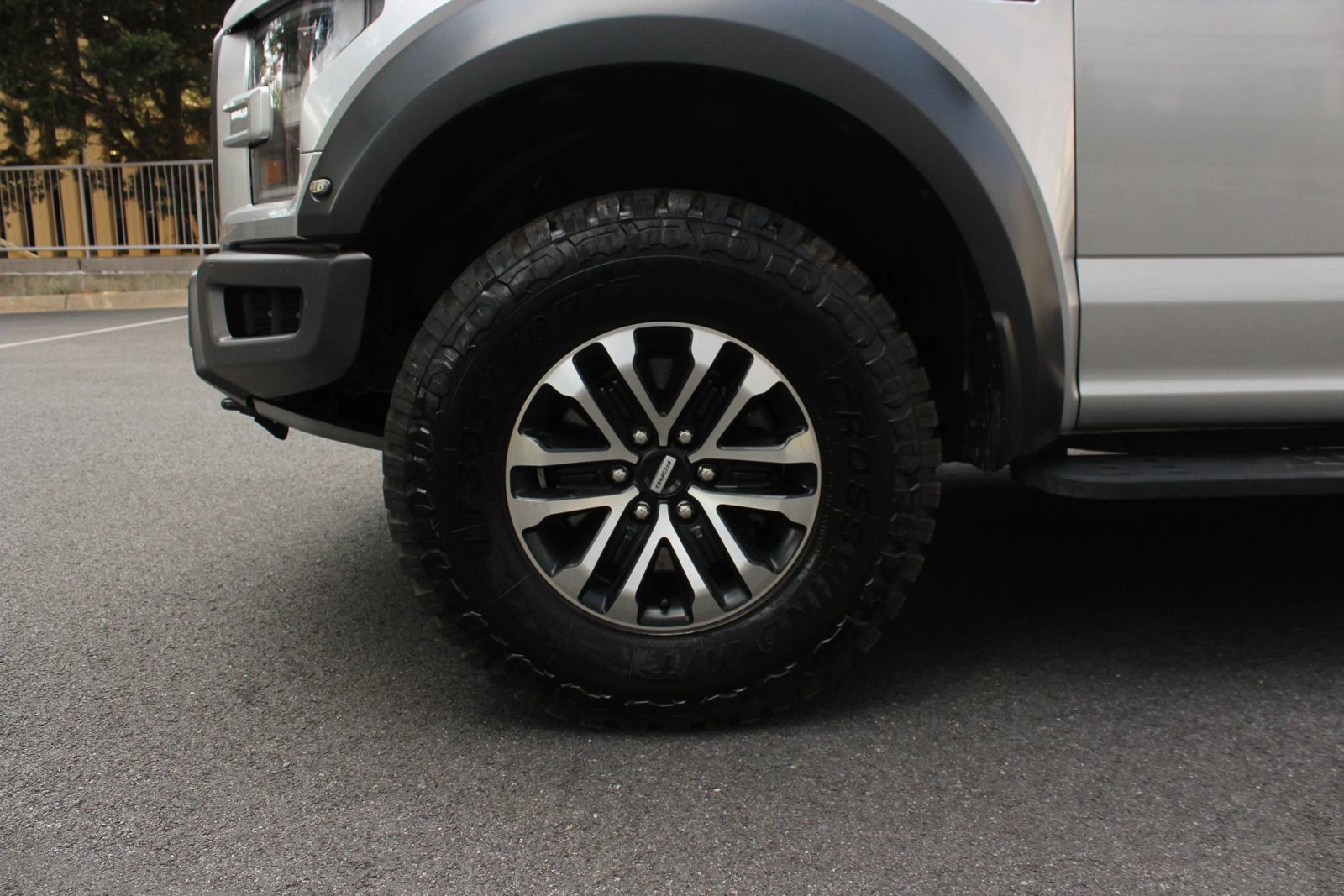 Used 2019 Ford F150 Raptor w/ Equipment Group 801A Mid AWD/4WD image 11