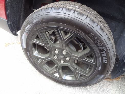 Used 2025 Ford Maverick XLT w/ XLT Luxury Package image 11