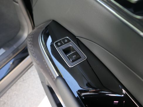 Certified 2024 Cadillac Lyriq Sport AWD/4WD image 27
