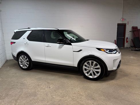New 2026 Land Rover Discovery S AWD/4WD image 5