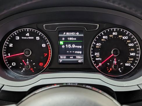 Used 2018 Audi Q3 2.0T Premium Plus w/ Premium Plus Package image 31