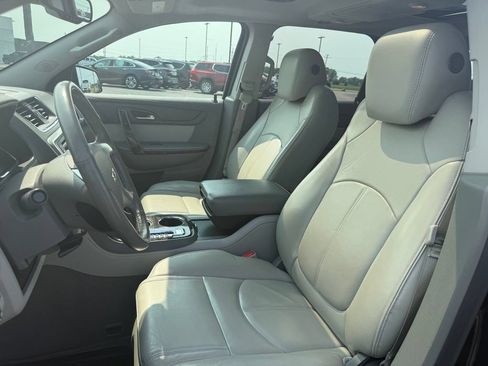 Used 2017 GMC Acadia Limited SLT AWD/4WD image 10