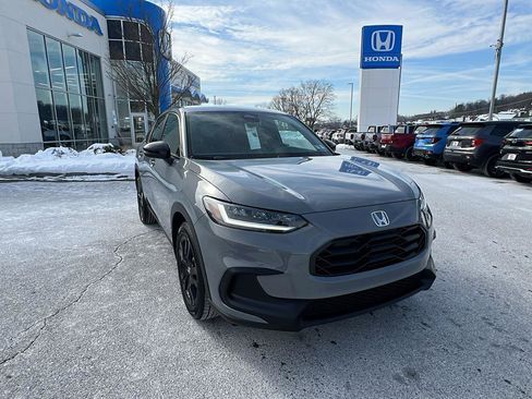 New 2026 Honda HR-V Sport image 2