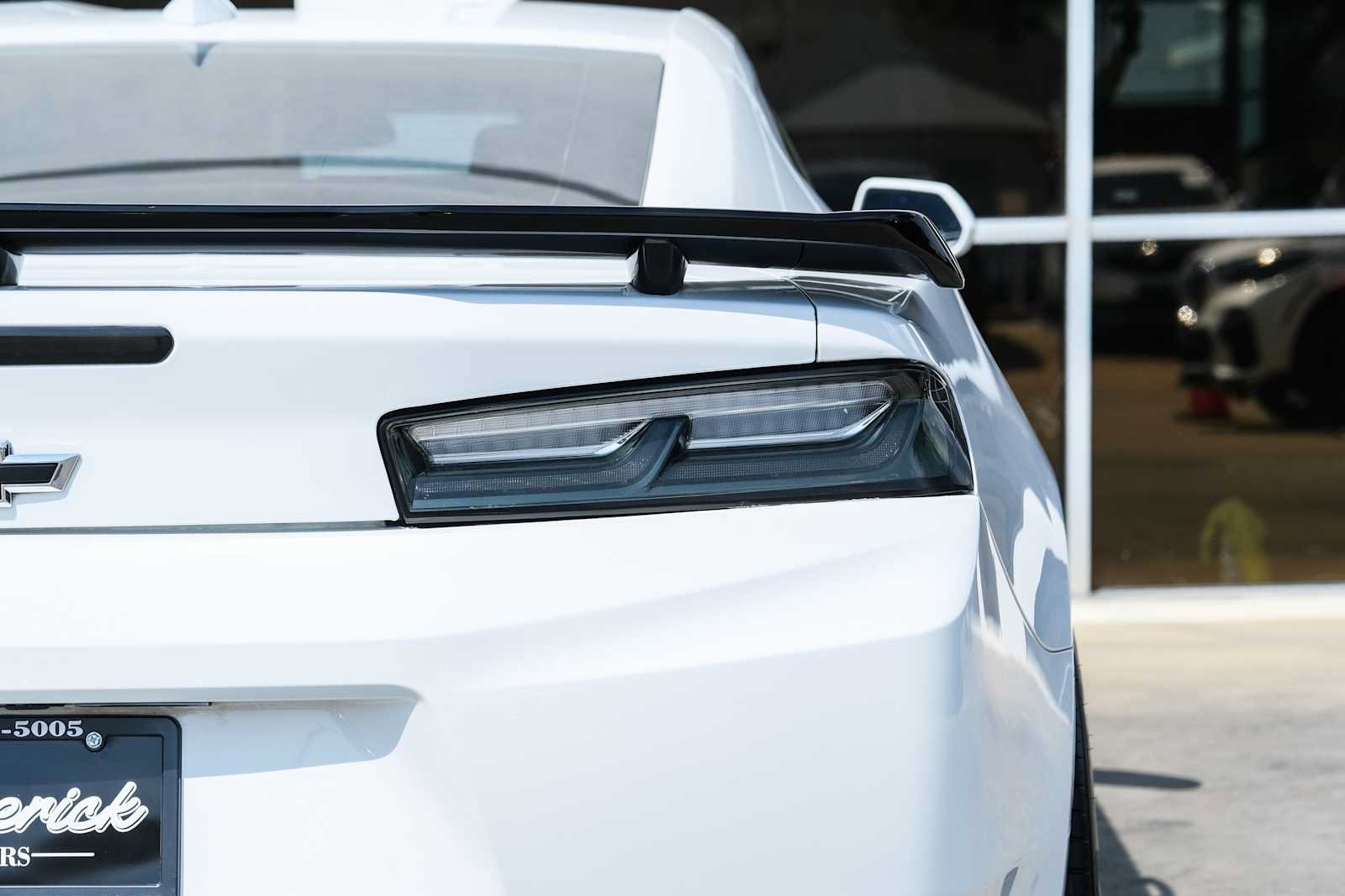 Used 2018 Chevrolet Camaro SS RWD image 14
