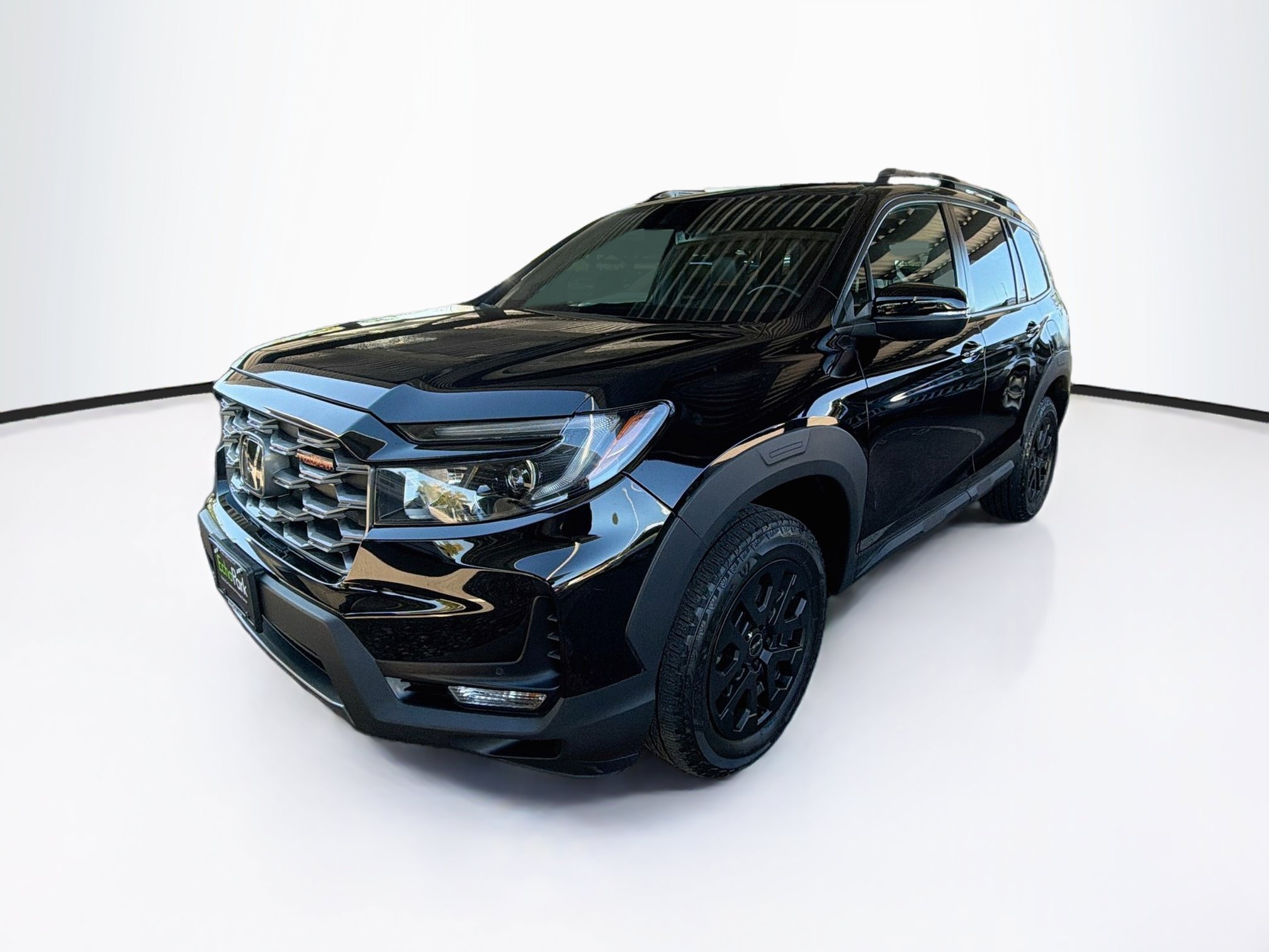 Used 2023 Honda Passport TrailSport image 3