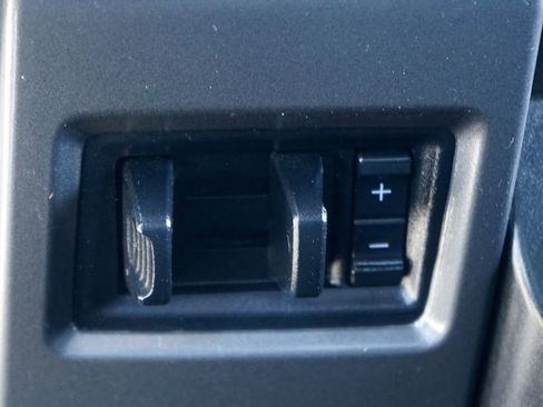 Used 2019 Ford F250 XLT w/ XLT Premium Package image 30